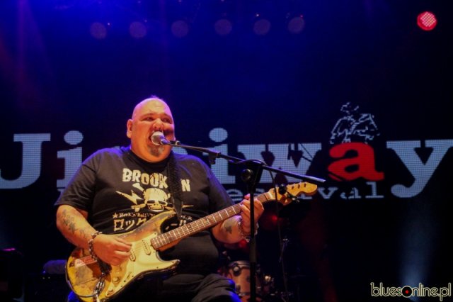 Popa Chubby at Jimiway 2012 (9)